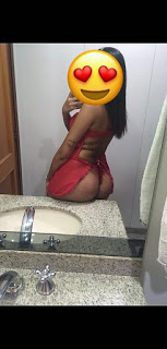 Vanessa Morenaça Mostrando Seu Corpo Perfeito e Arreganhando Seu cu