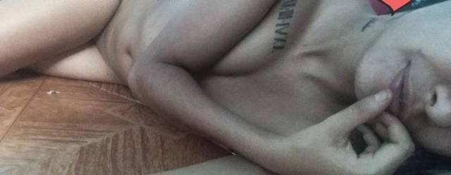 Paolla Oliveira Nua exibindo seu corpinho e seus peitos gostosos