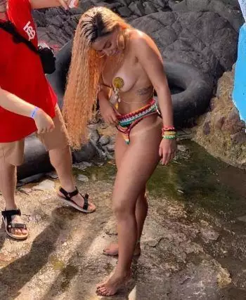 Cantora Anitta nua pelada corpo maravilhoso <strong>em diversas fotos</strong>